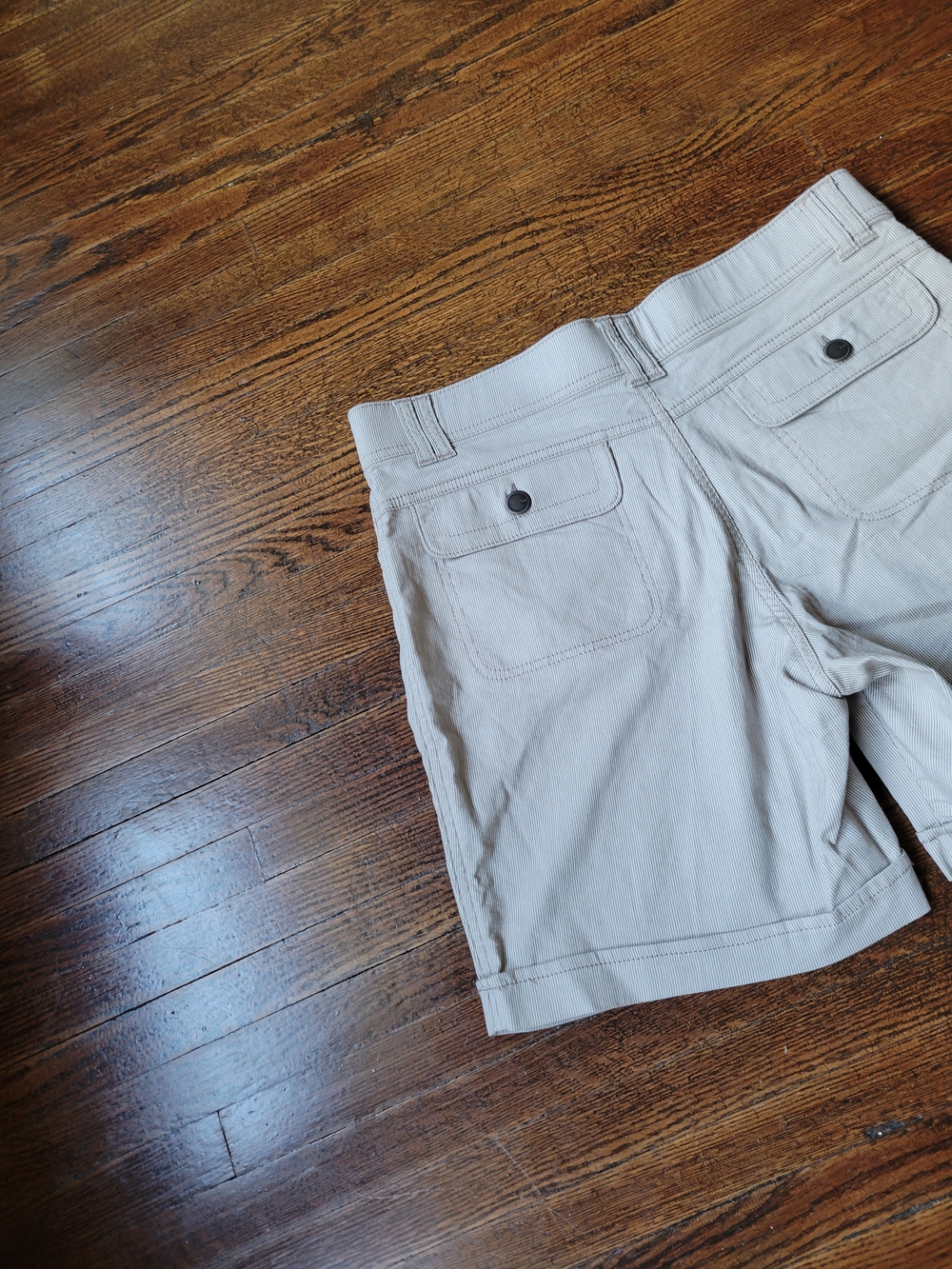 Lee Womens Walk Shorts Beige Stripe Stretch High Rise Comfort Waistband Size 8 M - Picture 14 of 17